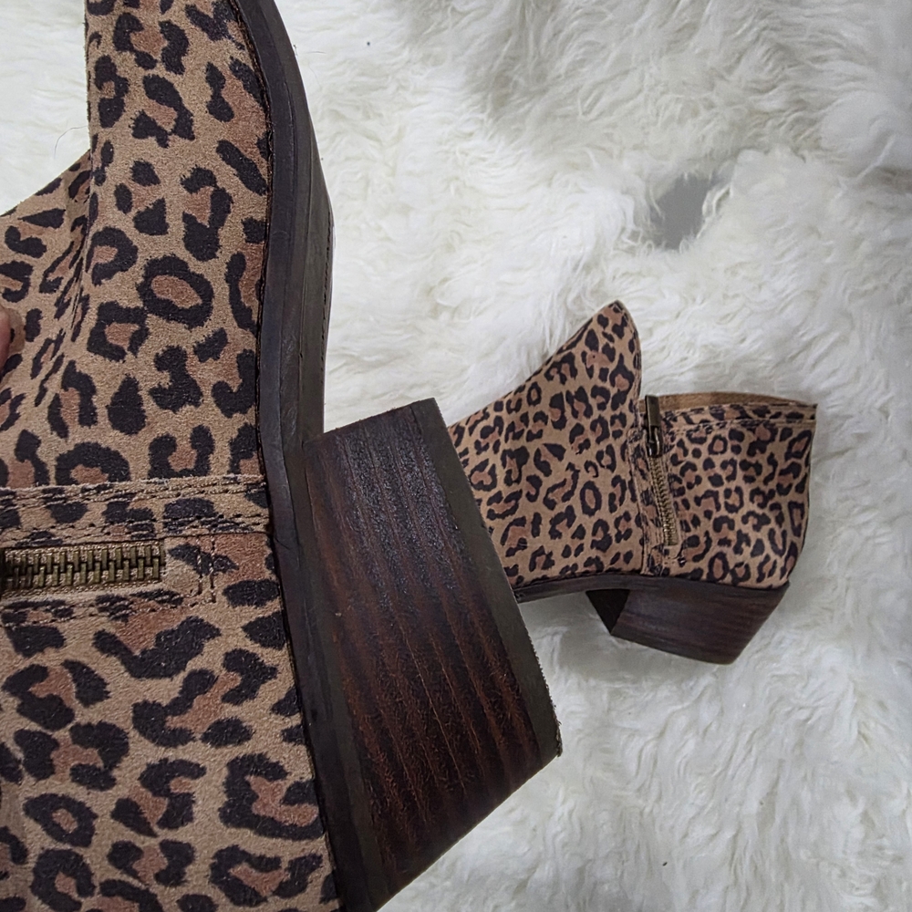 Lucky Brand Leopard Print Ankle Booties - Picture 3 of 7